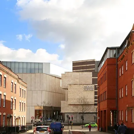 Апартаменты Flat 11 - Bright City Studio Bs2 Opposite Cabot Circus *